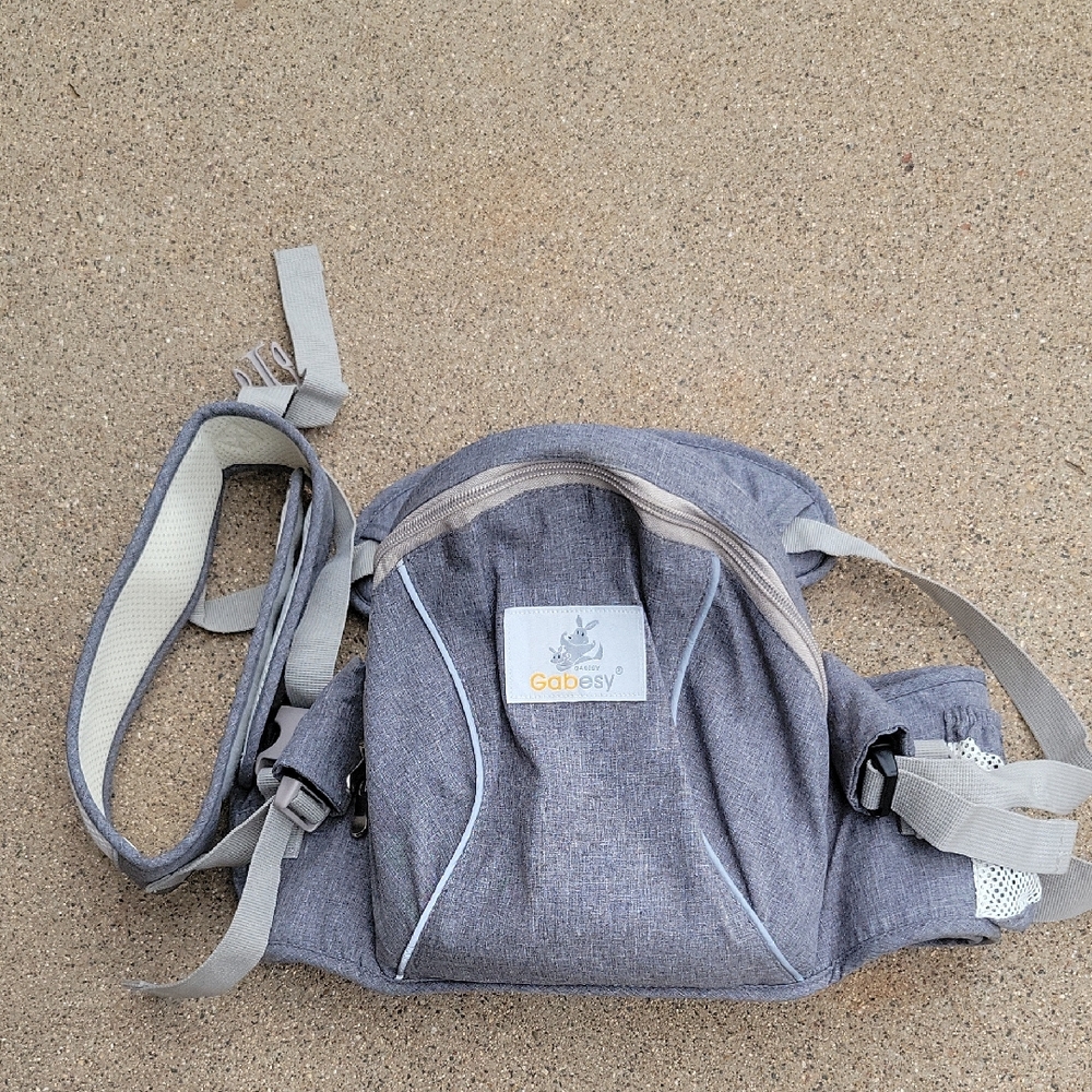 Gray Gabesy Baby Hip Carrier